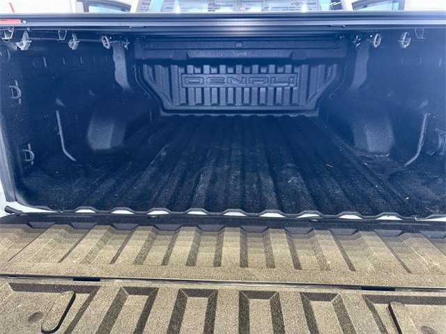 Used 2024 GMC Canyon Denali image 23