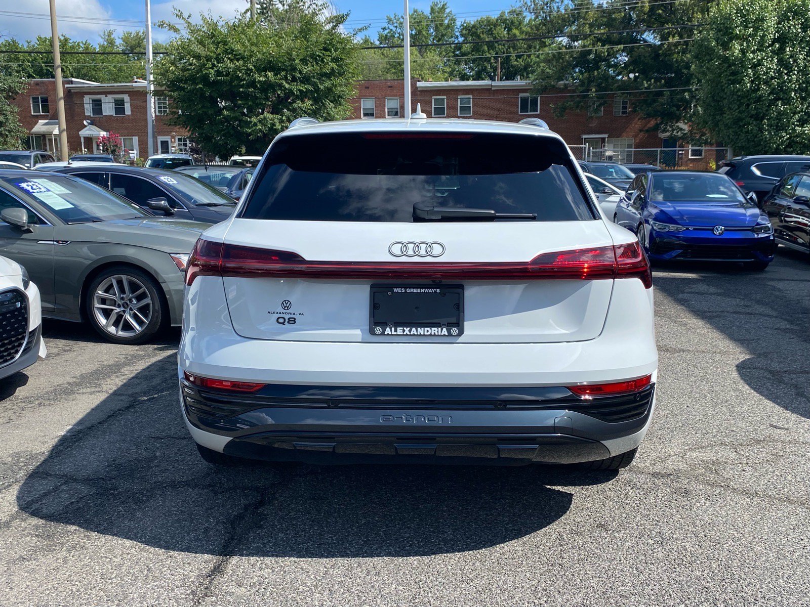 Used 2024 Audi Q8 e-tron Premium Plus w/ Premium Plus Package AWD/4WD image 4