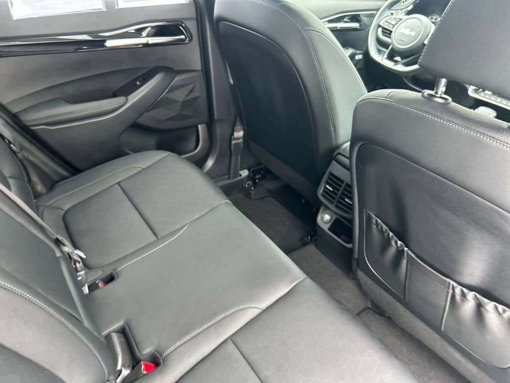 Used 2023 Kia Seltos SX image 15