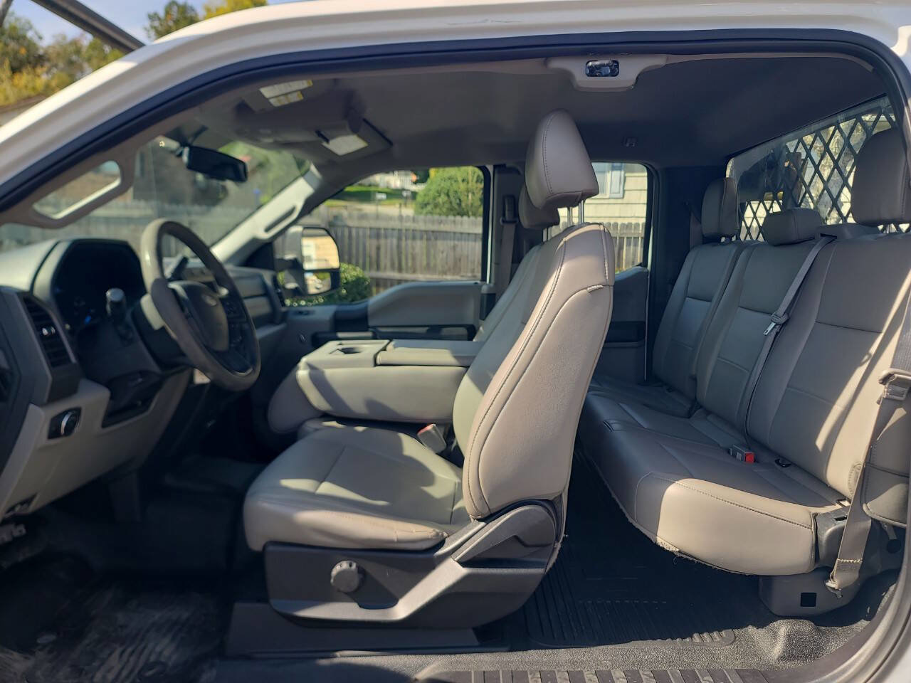 Used 2018 Ford F350 XL w/ Power Equipment Group image 15