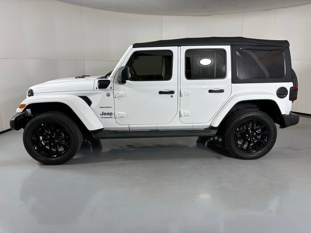 Used 2022 Jeep Wrangler Unlimited Sahara image 5