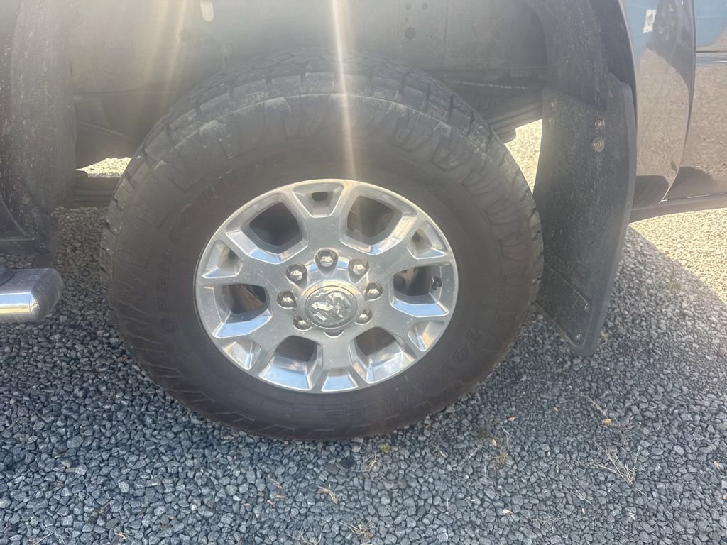 Used 2020 RAM 3500 Laramie image 14