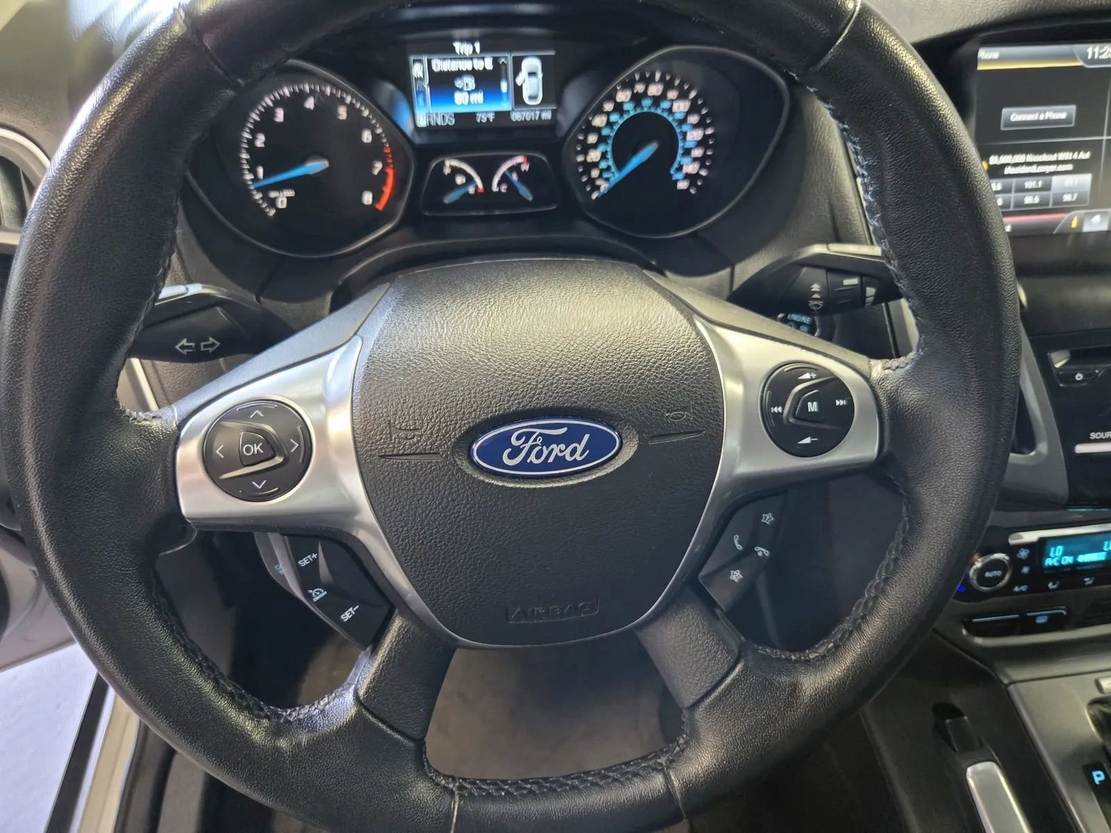 Used 2012 Ford Focus Titanium FWD image 17