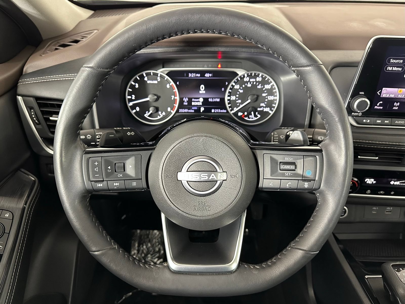 Used 2023 Nissan Rogue SV w/ SV Premium B Package AWD/4WD image 9