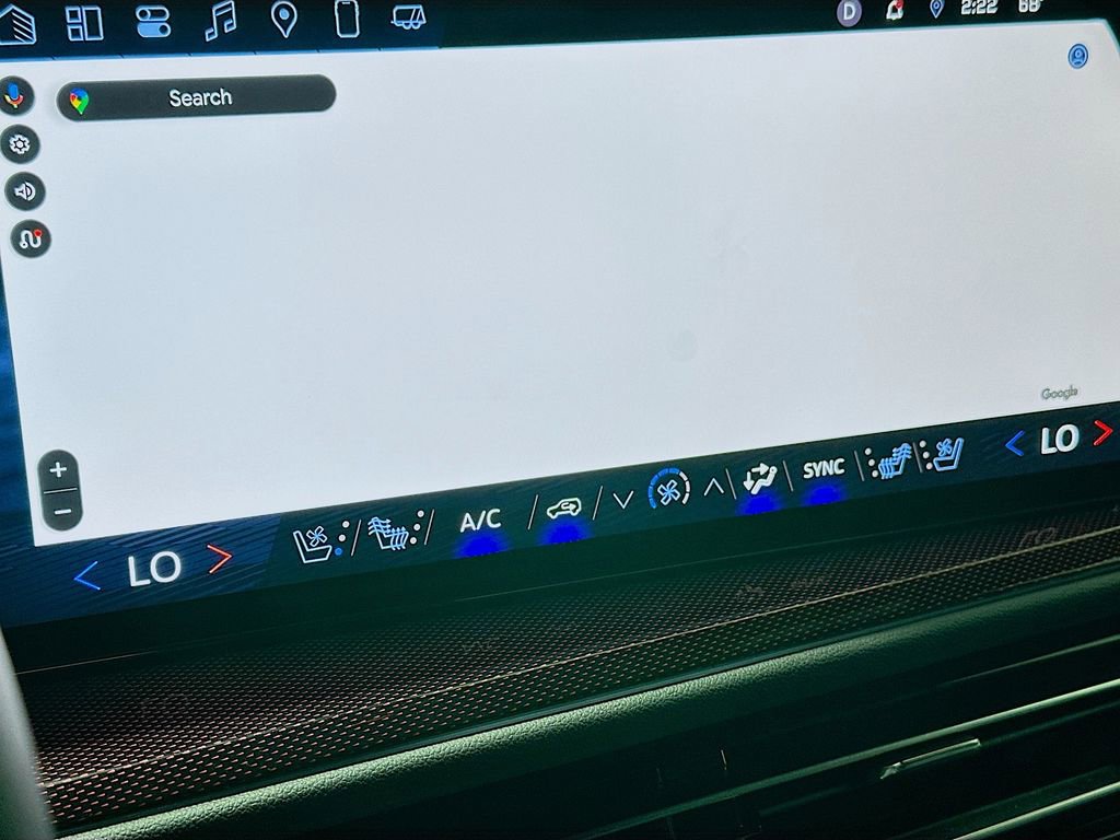 Used 2024 Chevrolet Traverse RS AWD/4WD image 13