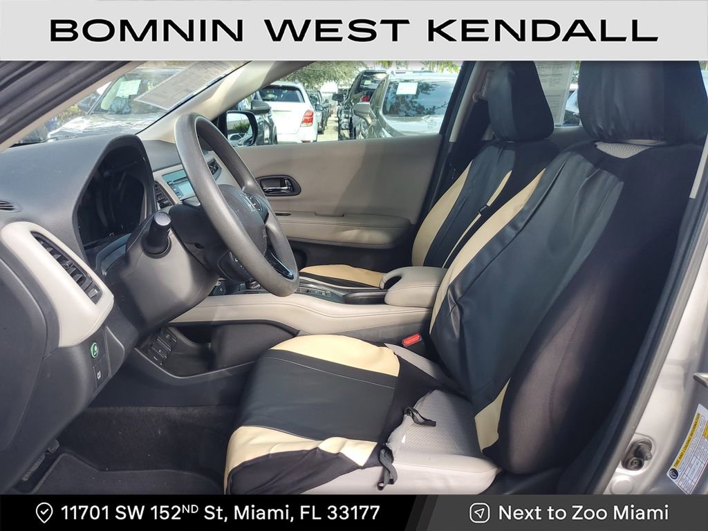 Used 2017 Honda HR-V LX image 23