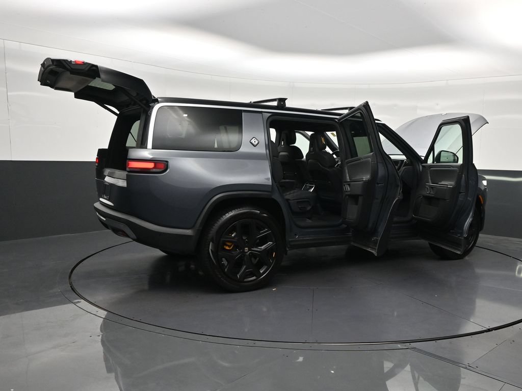 Used 2022 Rivian R1S Launch Edition Quad AWD/4WD image 32