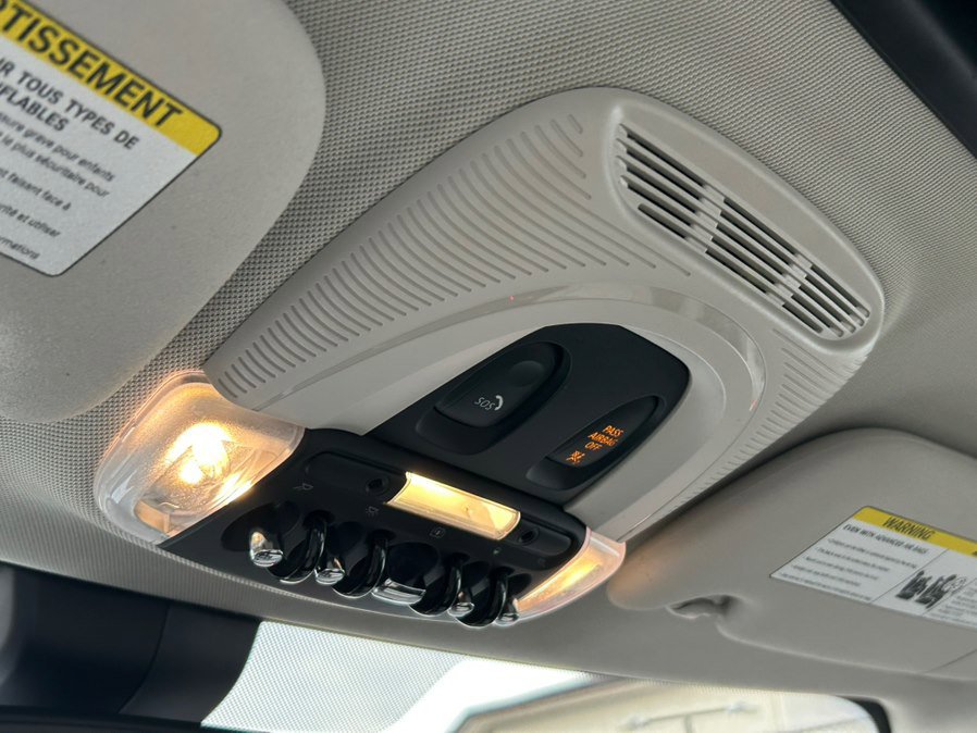 Used 2023 MINI Cooper SE image 37