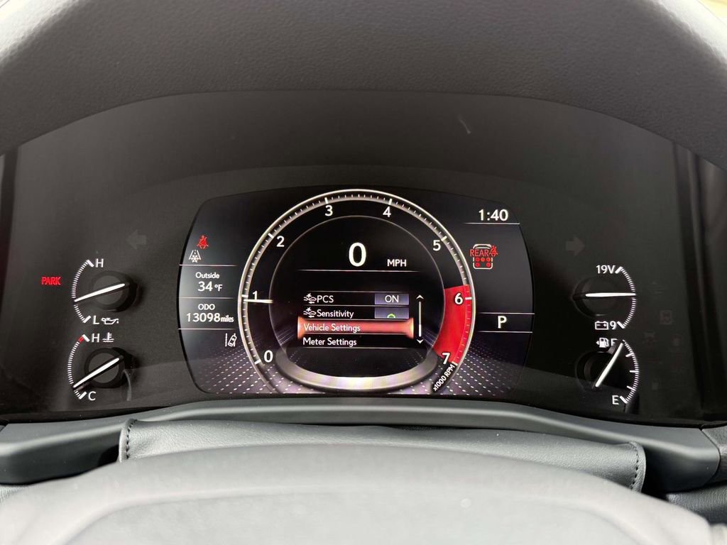 Used 2022 Lexus LX 600 4WD w/ Appearance Package image 29