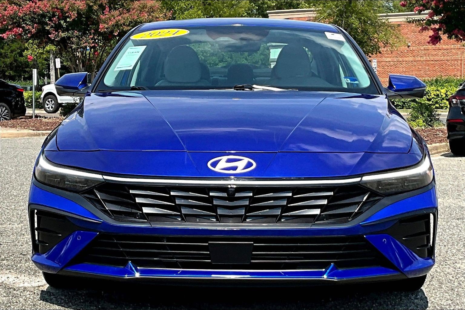 Used 2024 Hyundai Elantra Limited FWD image 3