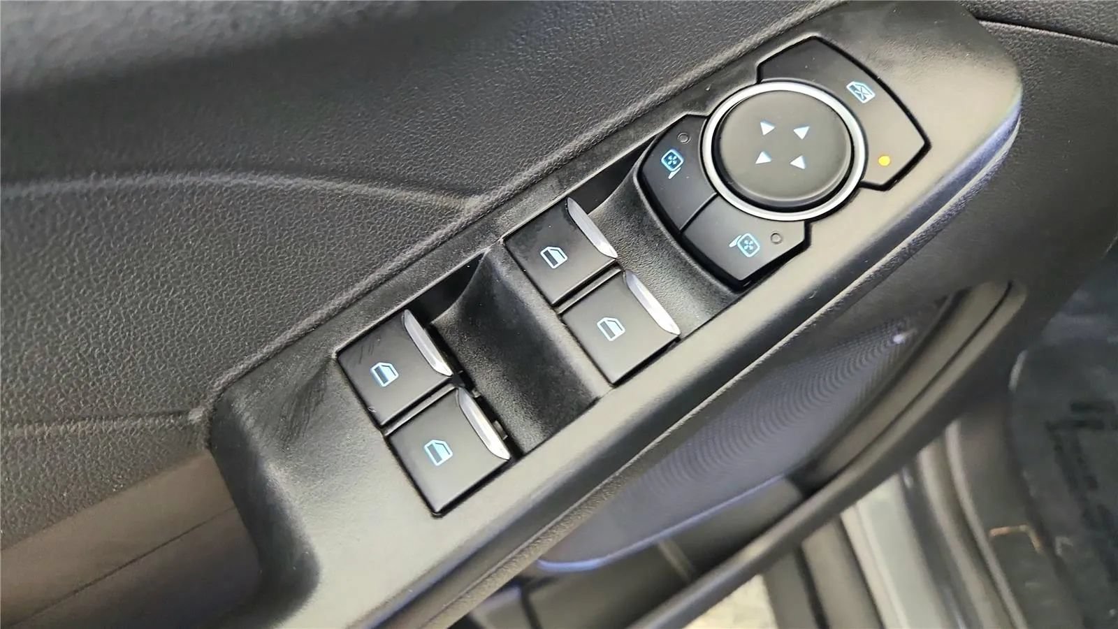 Used 2024 Ford Escape ST-Line FWD image 23