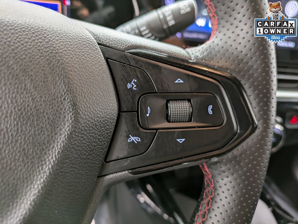 Used 2025 Chevrolet Trax RS w/ Driver Confidence Package image 18