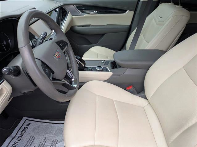 Used 2020 Cadillac XT6 Premium Luxury image 16