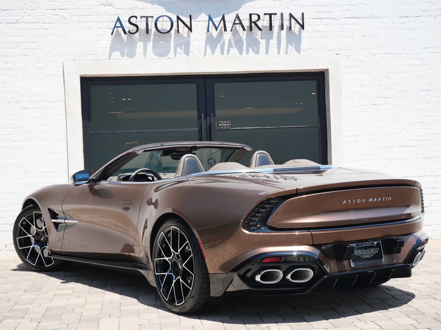 New 2026 Aston Martin Vanquish Convertible RWD image 2