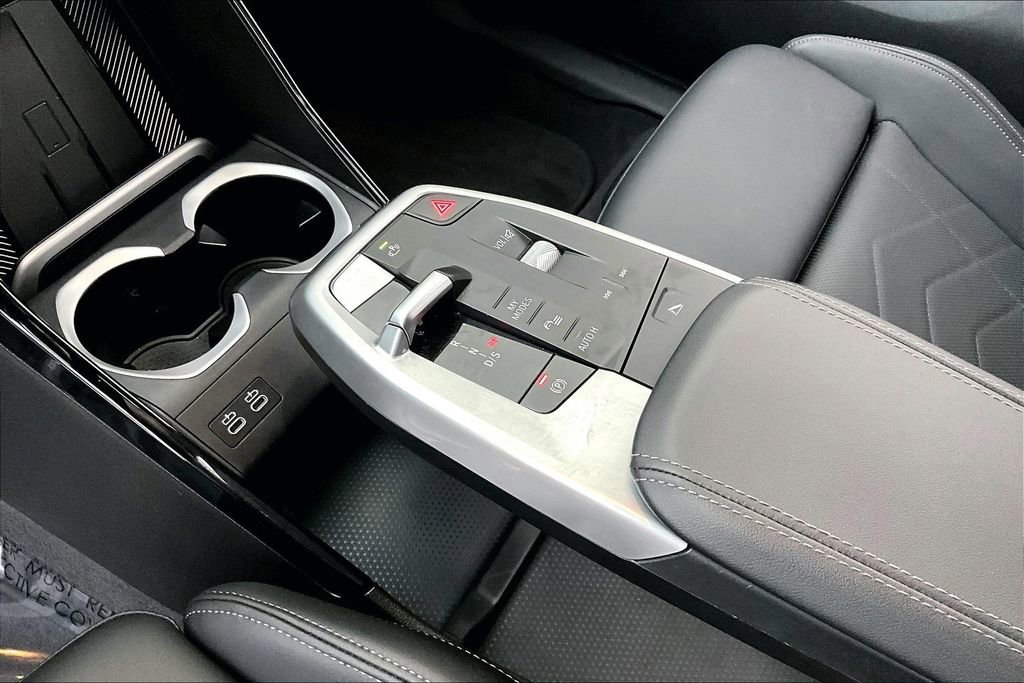 Used 2025 BMW X1 xDrive28i image 17