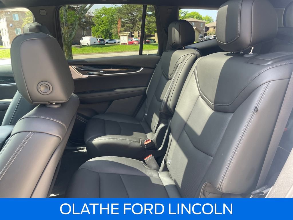 Used 2020 Cadillac XT6 Premium Luxury FWD image 28