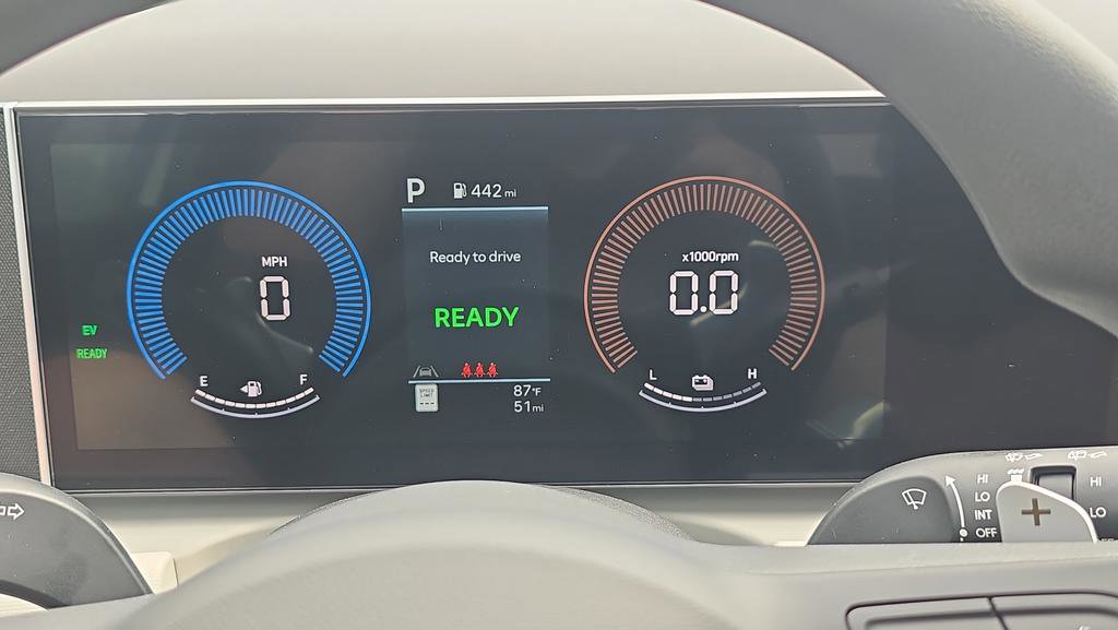 New 2026 Hyundai Tucson SEL image 17