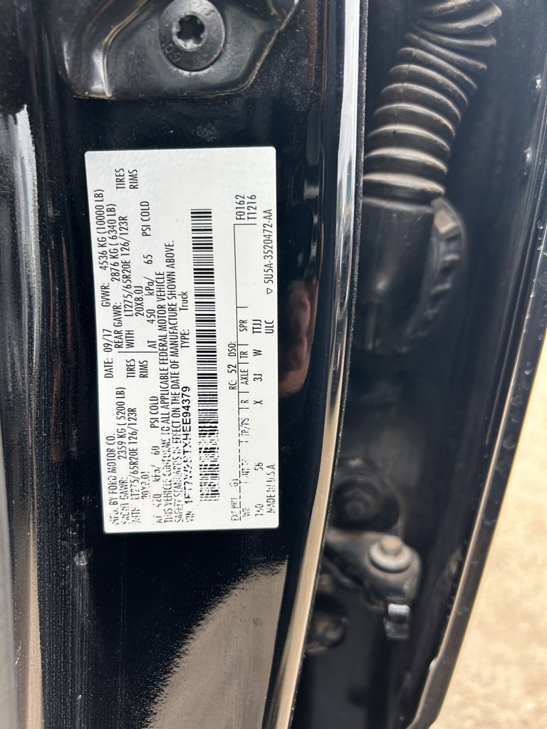 Used 2017 Ford F250 Lariat w/ FX4 Off-Road Package image 9