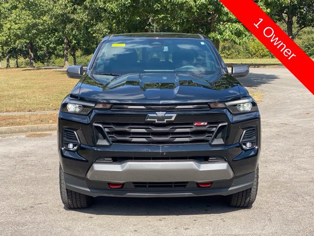 Used 2025 Chevrolet Colorado Z71 AWD/4WD image 2
