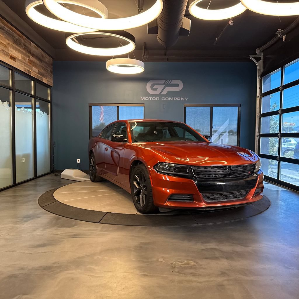 Used 2022 Dodge Charger SXT w/ Blacktop Package