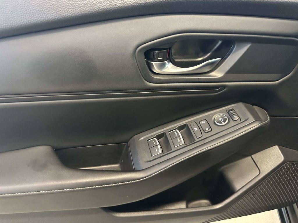 Used 2023 Honda Accord Sport image 18