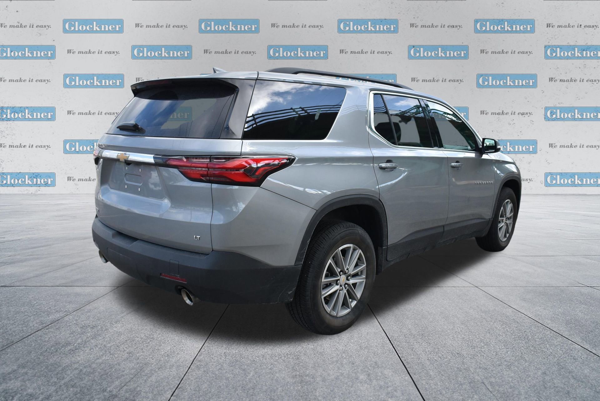 Used 2023 Chevrolet Traverse LT FWD image 16