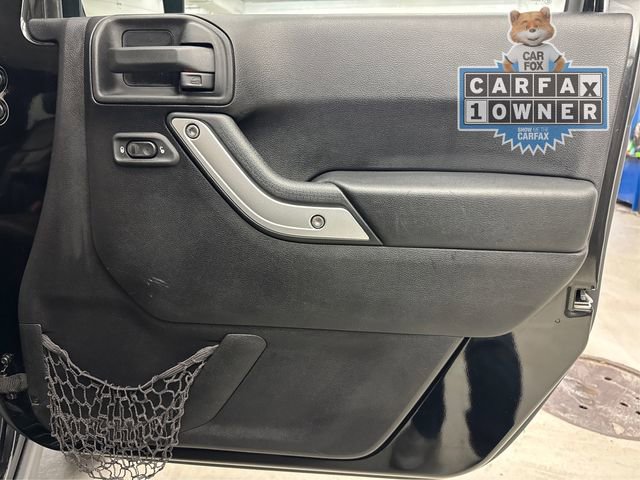 Used 2015 Jeep Wrangler Rubicon w/ Dual Top Group image 24