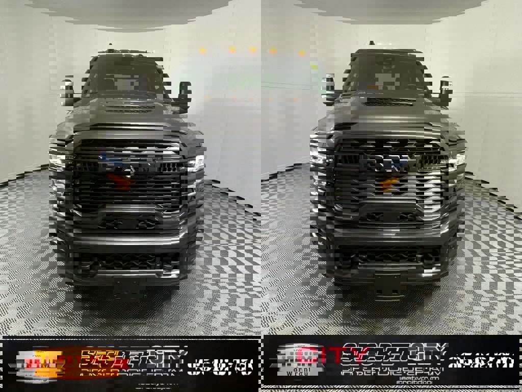 New 2026 RAM 2500 Tradesman video 2