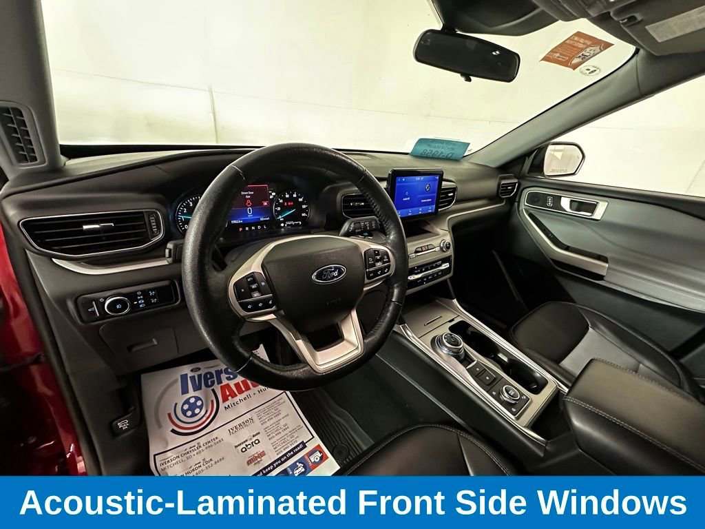 Used 2023 Ford Explorer XLT w/ Equipment Group 202A image 13