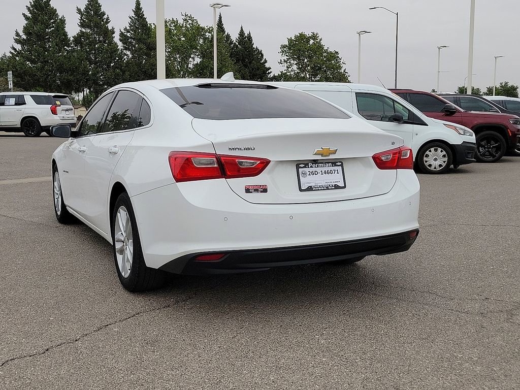 Used 2018 Chevrolet Malibu LT w/ Driver Confidence Package FWD image 8