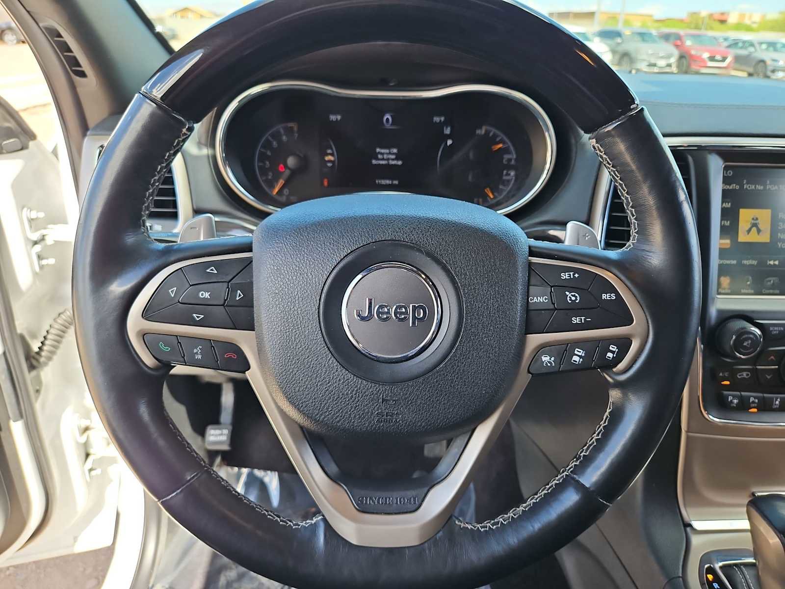 Used 2017 Jeep Grand Cherokee Overland w/ Jeep Active Safety Group RWD image 23