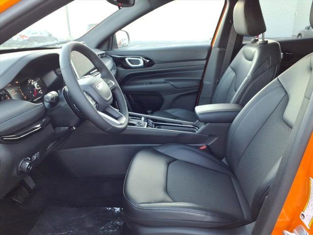 New 2026 Jeep Compass Latitude image 14