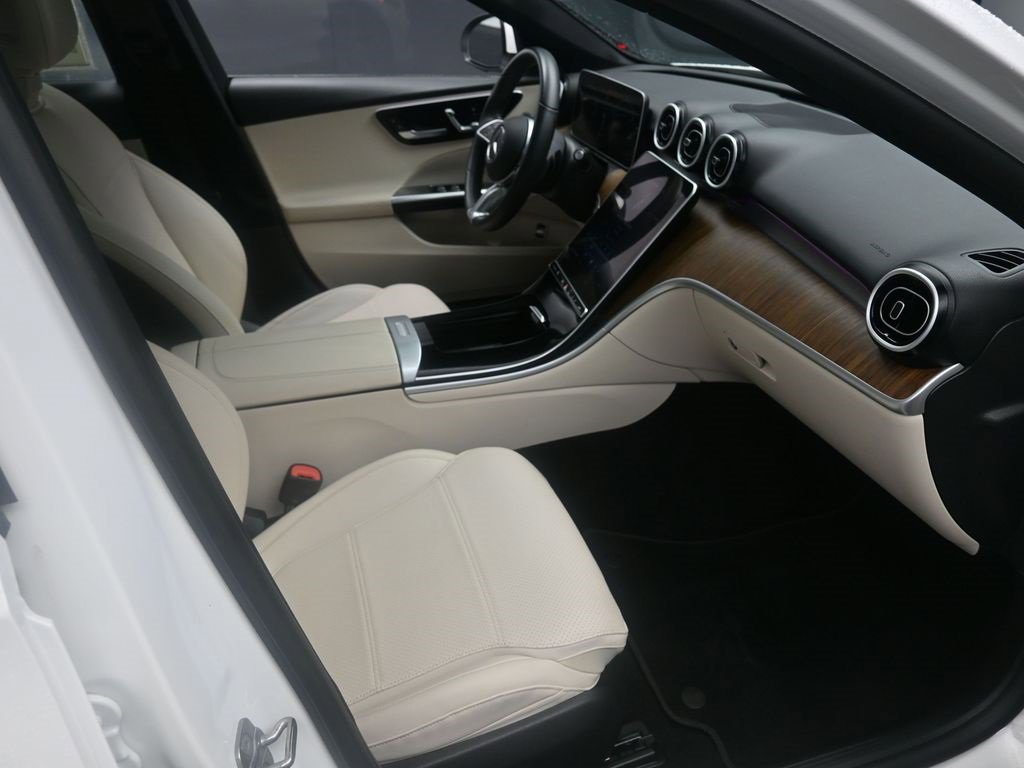 Used 2024 Mercedes-Benz C 300 Sedan image 30