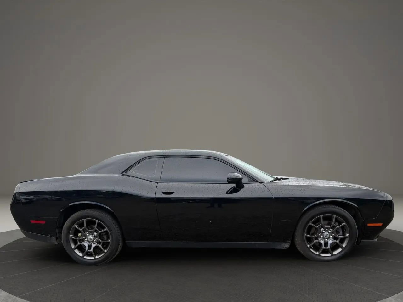 Used 2018 Dodge Challenger GT w/ GT Interior Package AWD/4WD image 4