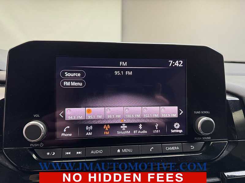 Used 2023 Nissan Pathfinder Rock Creek AWD/4WD image 25