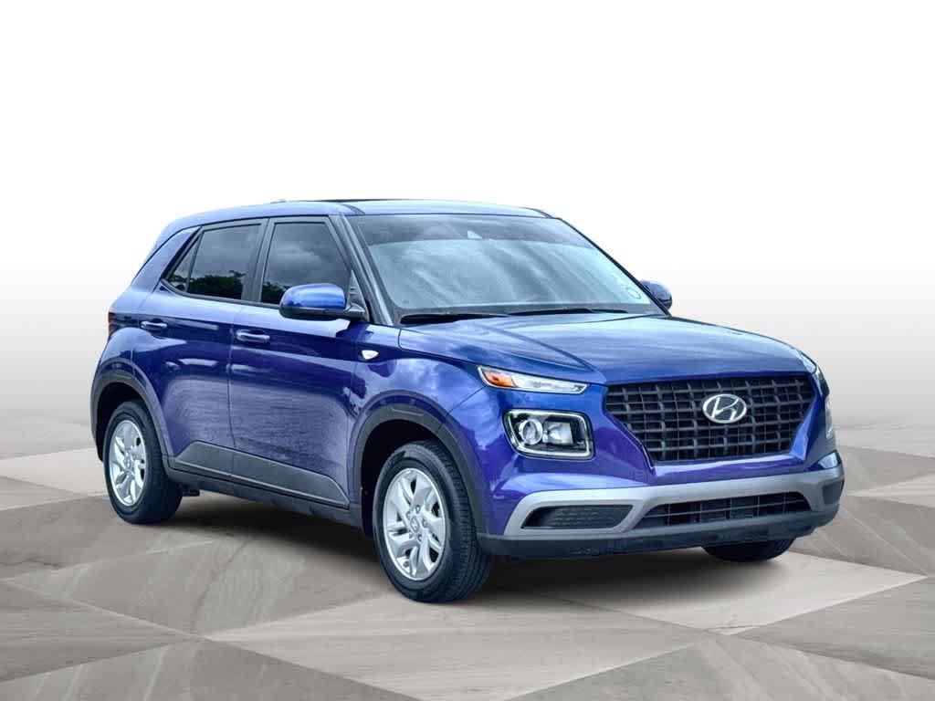 Used 2021 Hyundai Venue SE FWD image 2