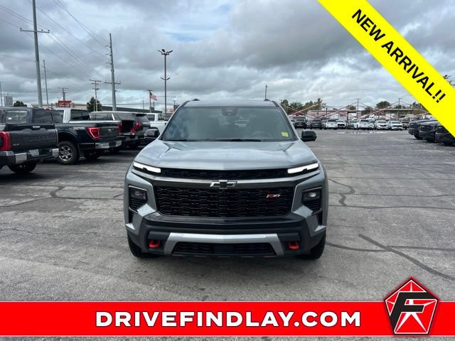 Used 2026 Chevrolet Traverse Z71 AWD/4WD image 2