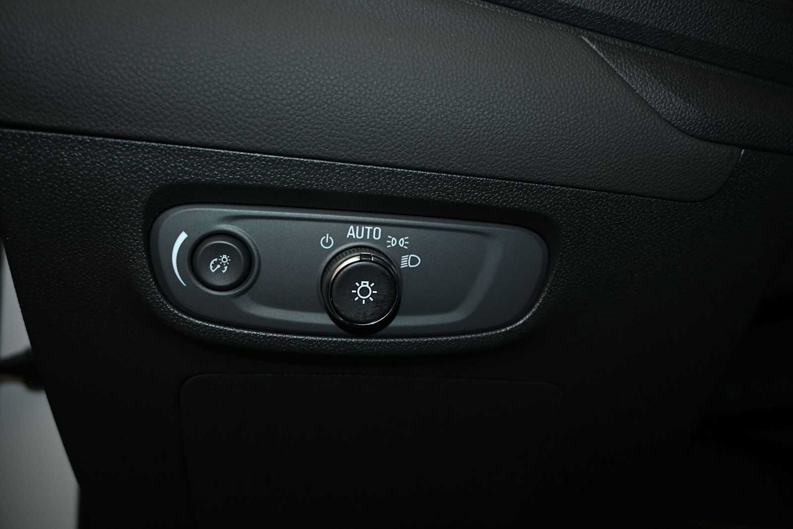 New 2026 Buick Encore GX Sport Touring w/ Advanced Technology Package AWD/4WD image 17