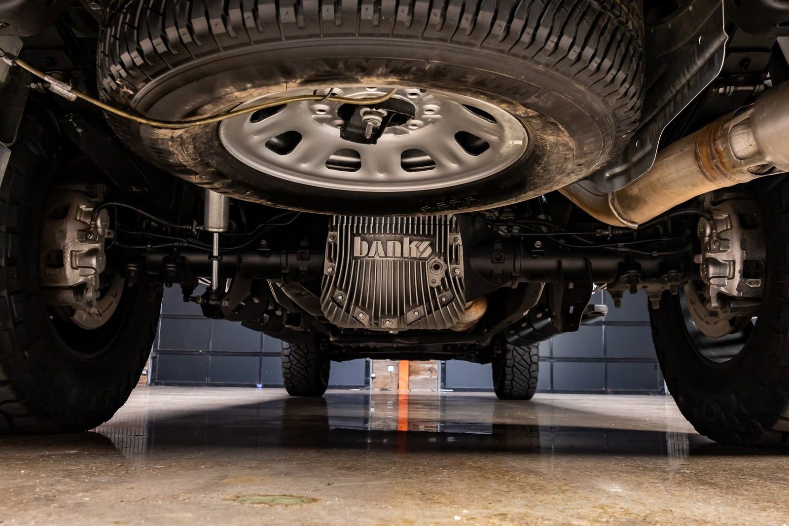 Used 2024 GMC Sierra 3500 SLE image 16