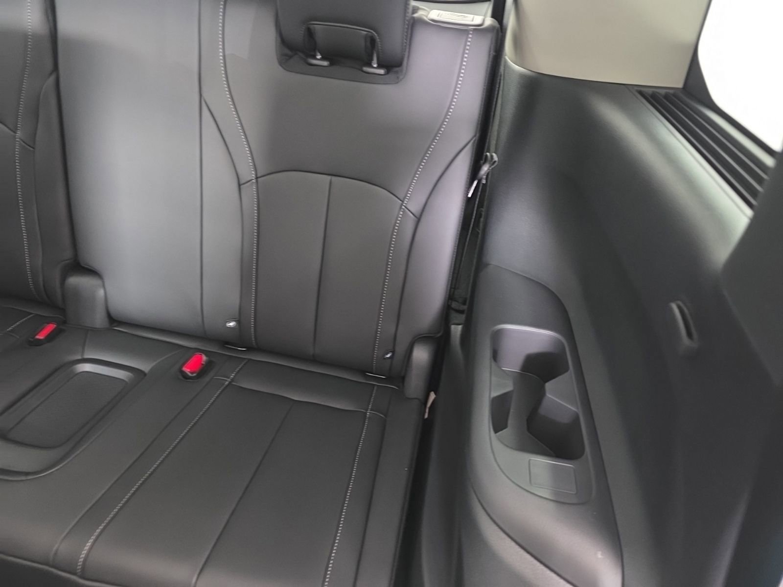 New 2026 INFINITI QX60 Luxe w/ Cargo Package image 24