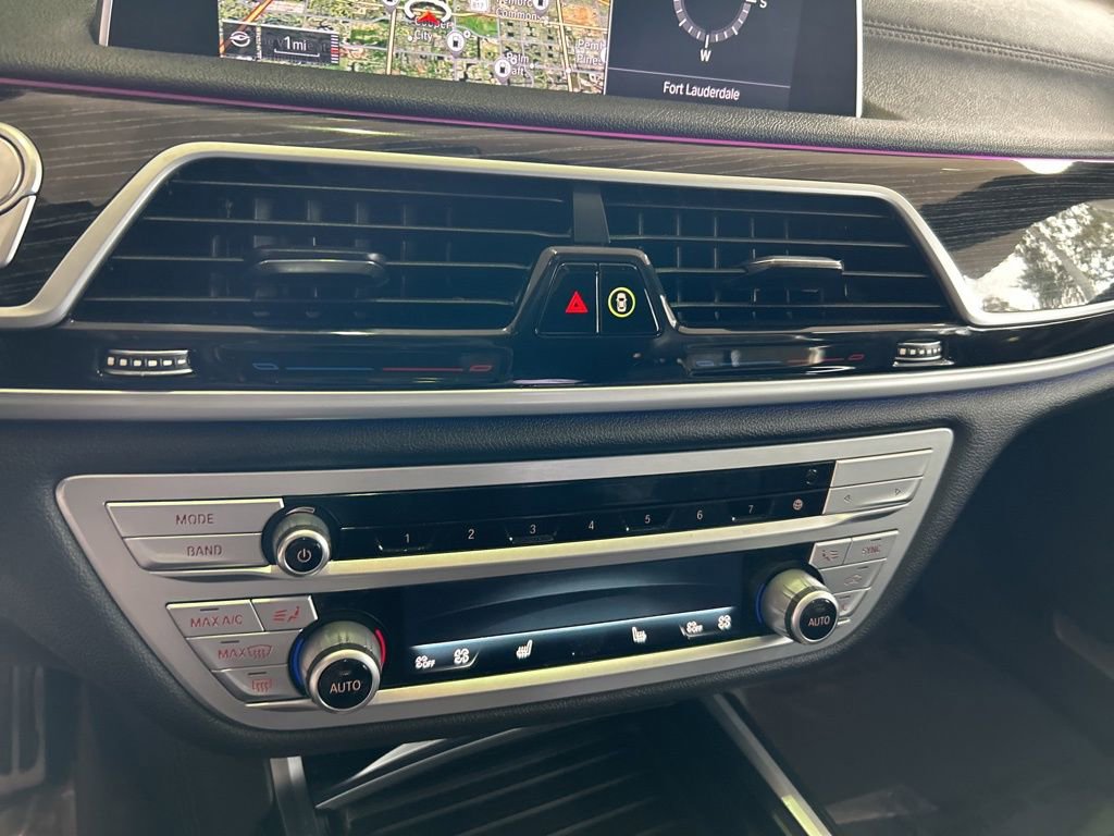 Used 2022 BMW 740i xDrive w/ M Sport Package image 49