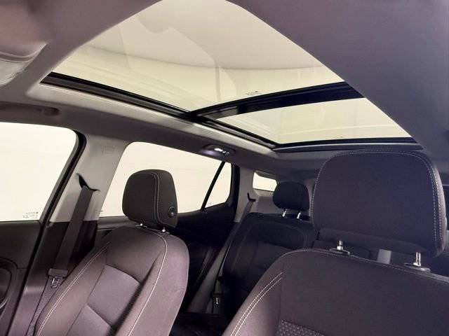 Used 2022 GMC Terrain SLE w/ Driver Convenience Package image 32