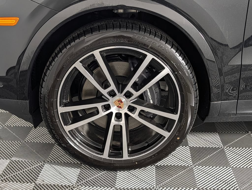 New 2026 Porsche Cayenne AWD/4WD image 11