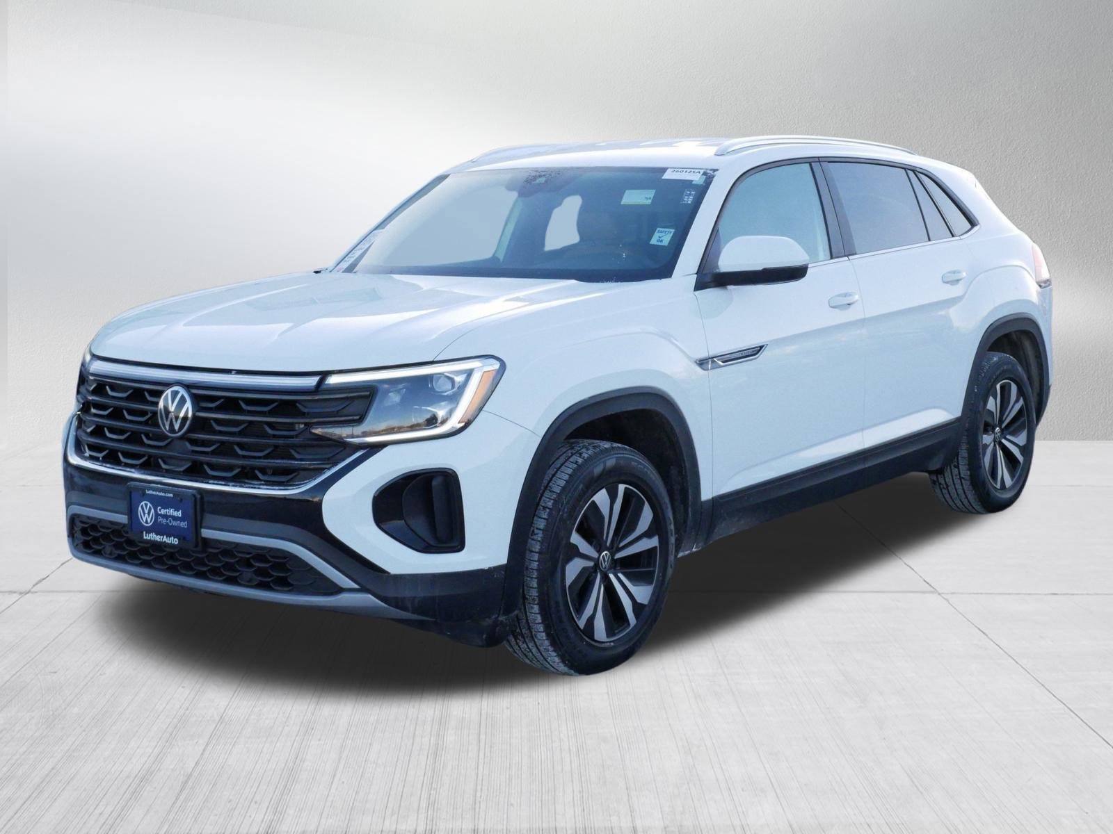 Certified 2024 Volkswagen Atlas Cross Sport SE image 3