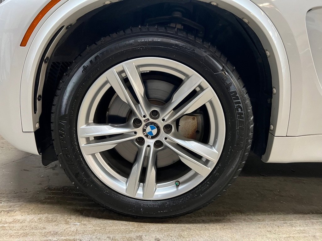Used 2017 BMW X5 xDrive50i image 16