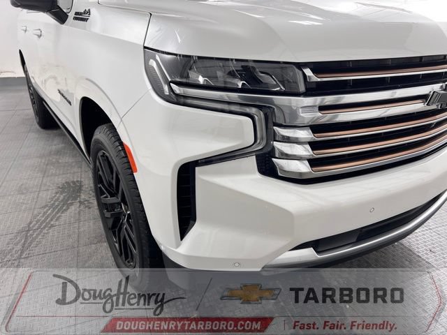 Used 2024 Chevrolet Suburban High Country w/ Advanced Technology Package AWD/4WD image 12