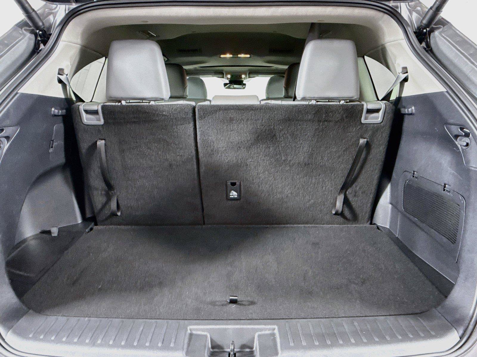 Certified 2026 Toyota Highlander XLE AWD/4WD image 38