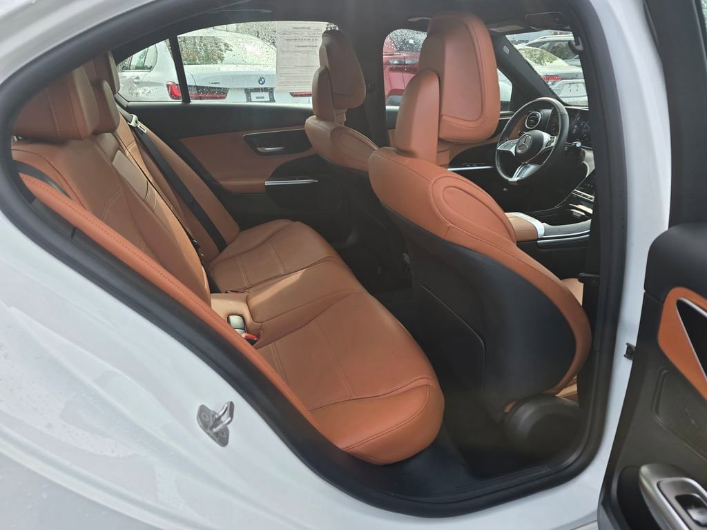 Used 2025 Mercedes-Benz C 300 4MATIC Sedan image 13