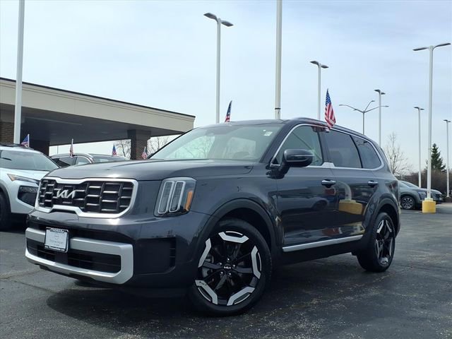 Used 2025 Kia Telluride S image 3