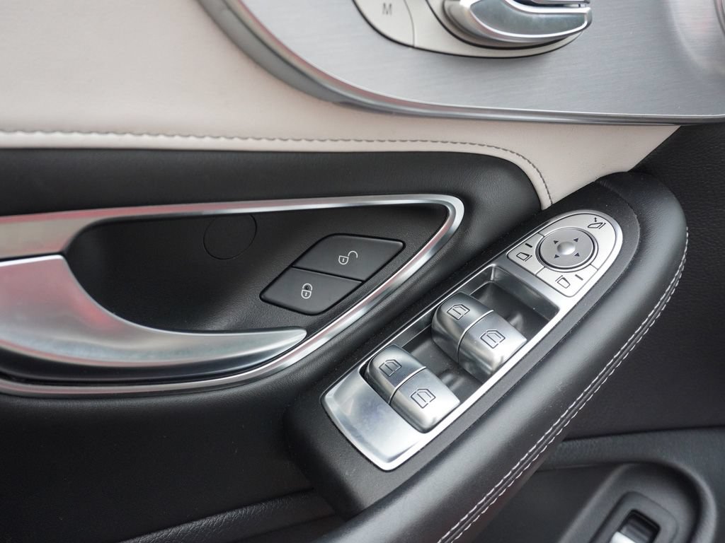 Used 2020 Mercedes-Benz C 63 AMG S w/ Multimedia Package image 36